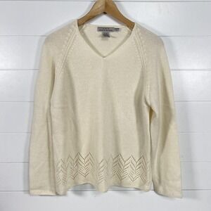 Eddie Bauer Sweater Womens Small Cream Lambswool Angora Knit V Neck Pullover